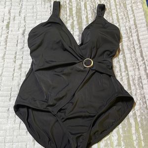 Jantzen Classics Black Faux Wrap Deep V 1-Piece Swimsuit Plus Size 20W N…